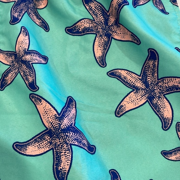 B0844 Charter Club men’s pink star fish Shorts XL swim running - Picture 2 of 5